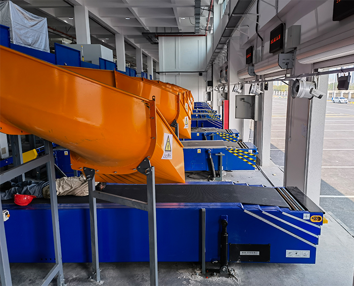 伸縮式皮帶輸送機工作原理 伸縮式皮帶輸送機工作原理